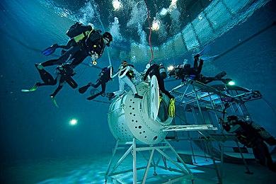 科幻题材Rogue-lite动作游戏《病态金属》上架Steam